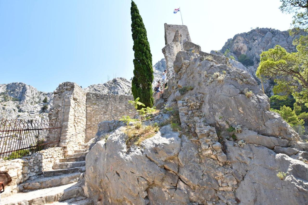 Apartment Ivanka Omiš Kültér fotó